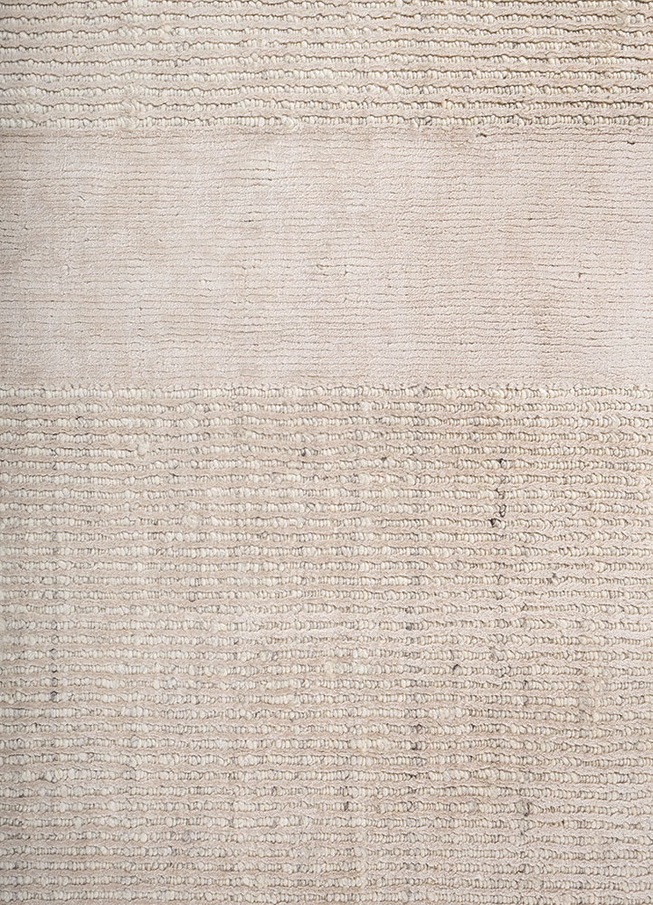 acar ivory wool Hand Loom Rug - CloseUp