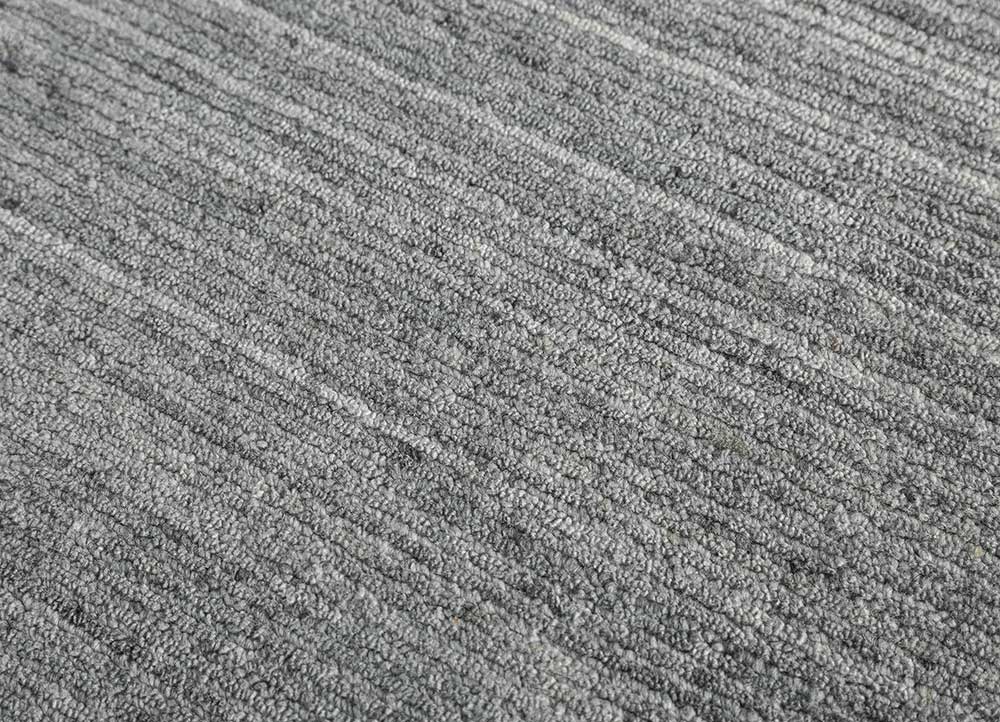 contour grey and black wool and viscose Hand Loom Rug - CloseUp