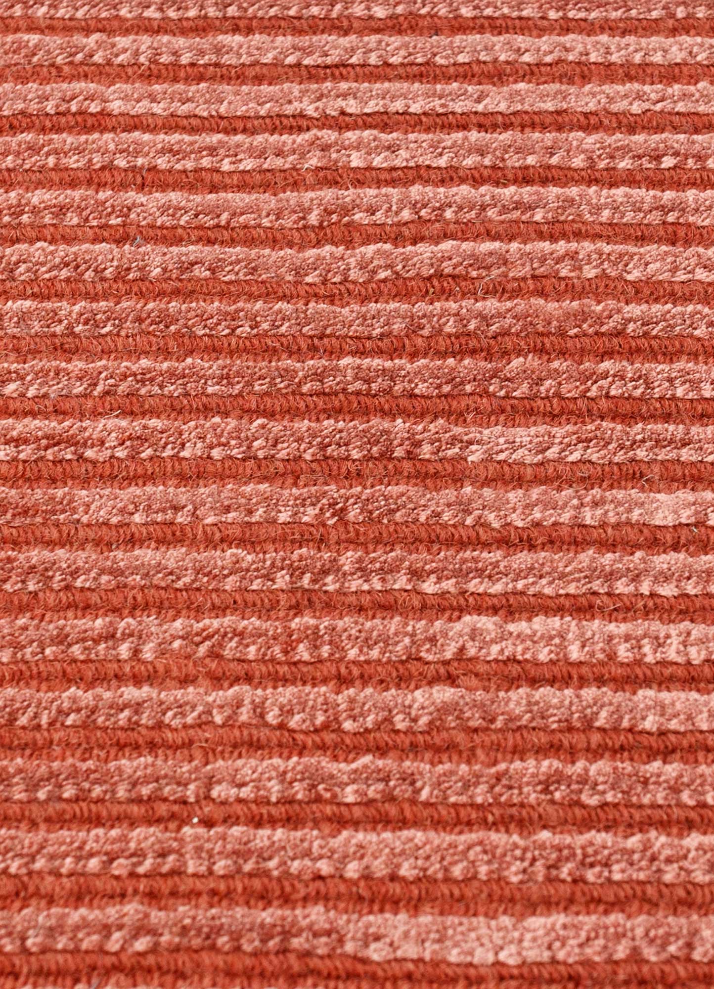 basis red and orange wool and viscose Hand Loom Rug - CloseUp