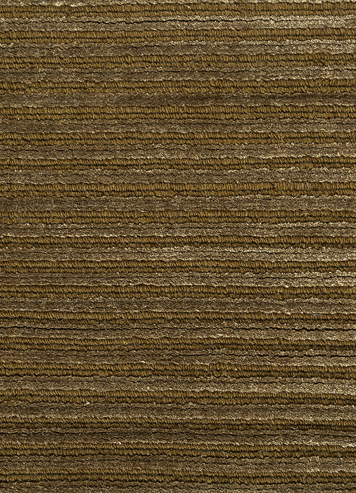 basis gold wool and viscose Hand Loom Rug - CloseUp