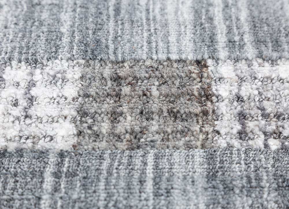 acar grey and black wool and viscose Hand Loom Rug - CloseUp