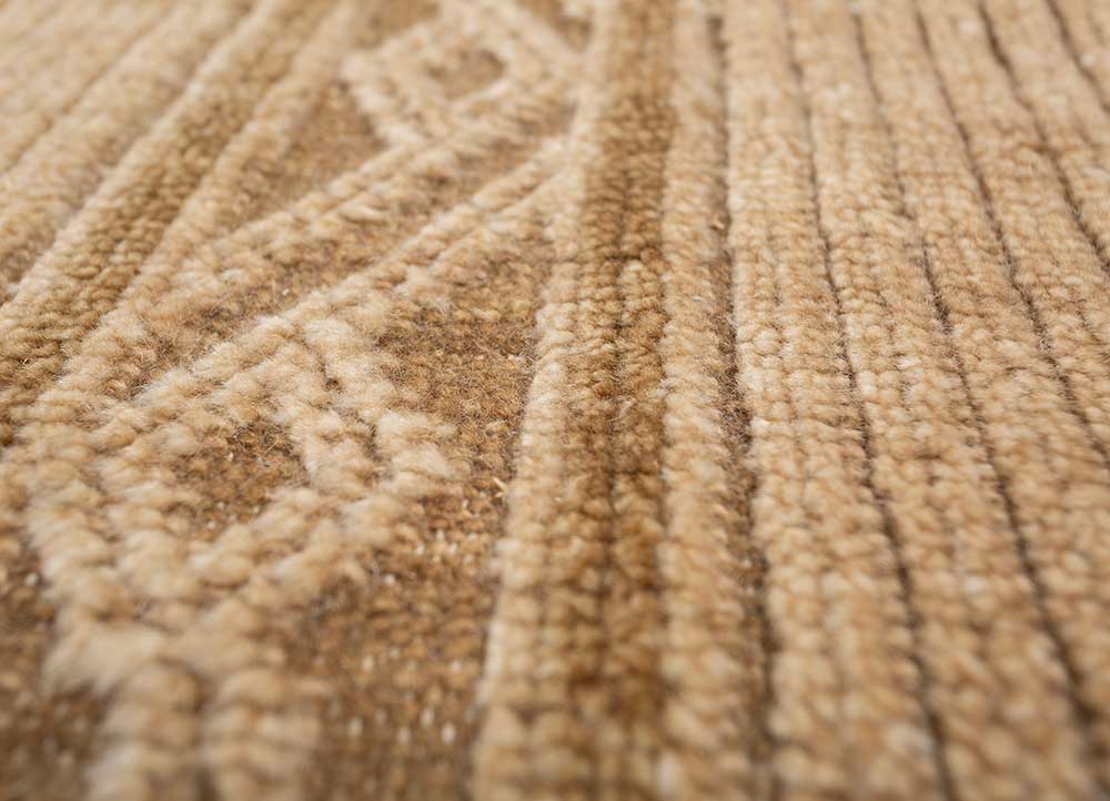 thyme beige and brown wool Hand Knotted Rug - CloseUp