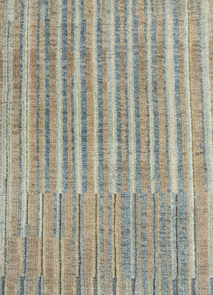 blythe green wool Hand Knotted Rug - CloseUp