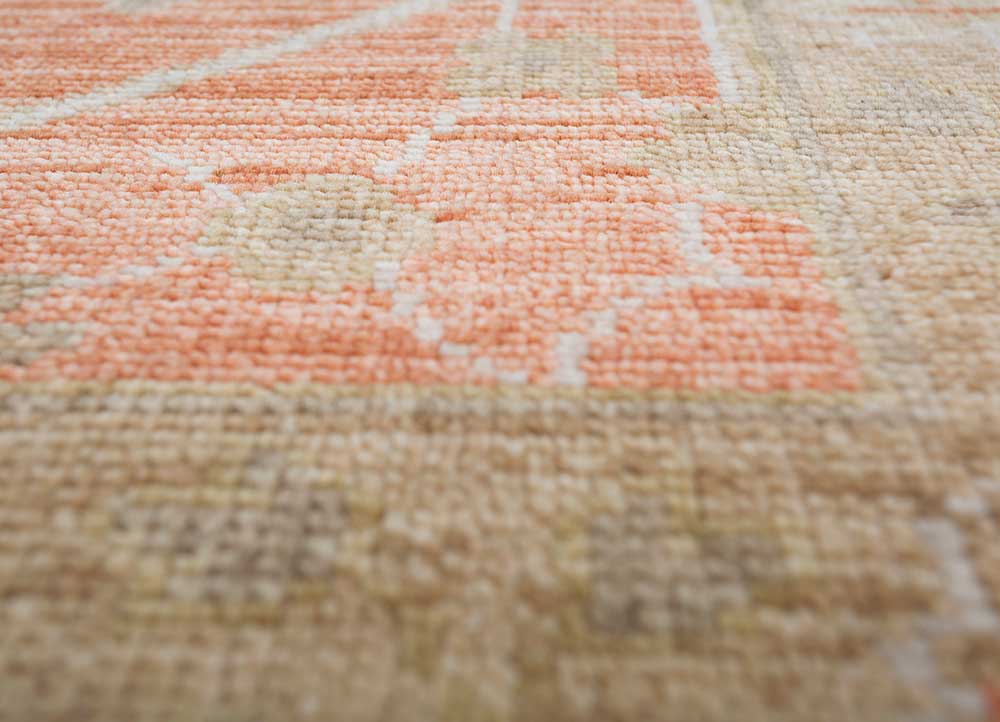 savana red and orange wool Hand Knotted Rug - CloseUp