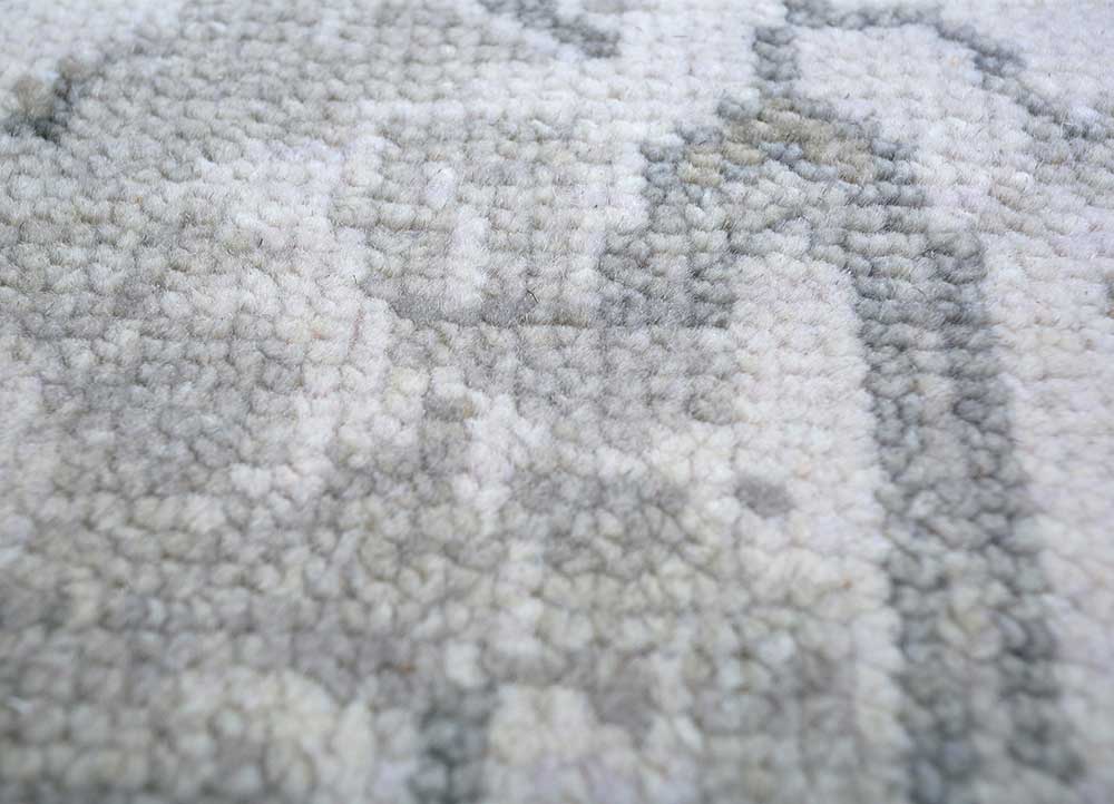 savana ivory wool Hand Knotted Rug - CloseUp