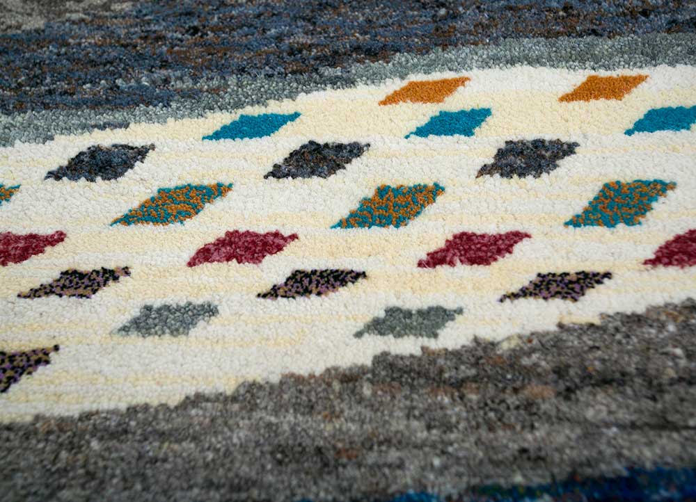 manchaha multi wool and bamboo silk Hand Knotted Rug - CloseUp