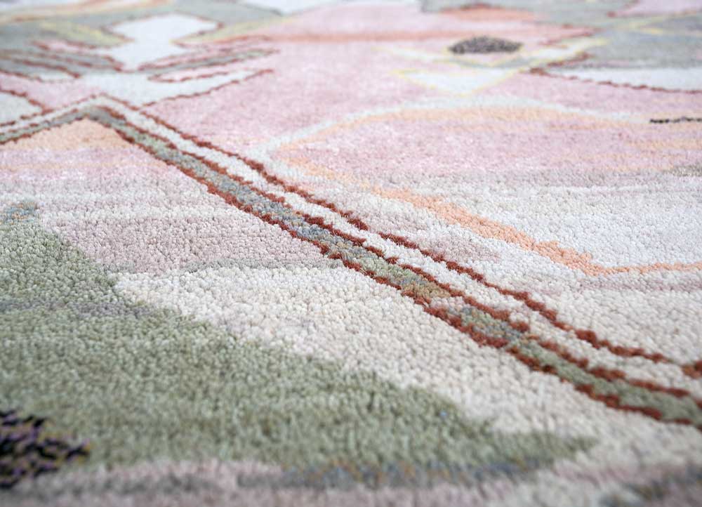 manchaha pink and purple wool and bamboo silk Hand Knotted Rug - CloseUp