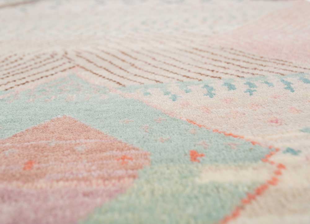 manchaha pink and purple wool and bamboo silk Hand Knotted Rug - CloseUp