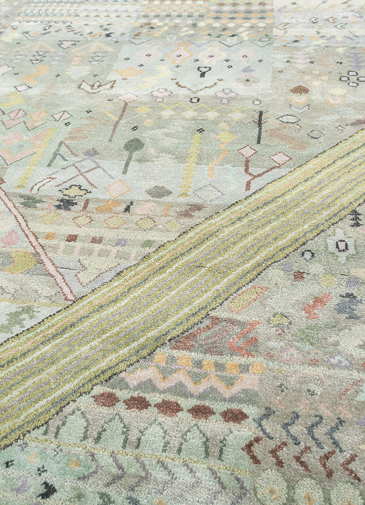 manchaha green wool and bamboo silk Hand Knotted Rug - CloseUp