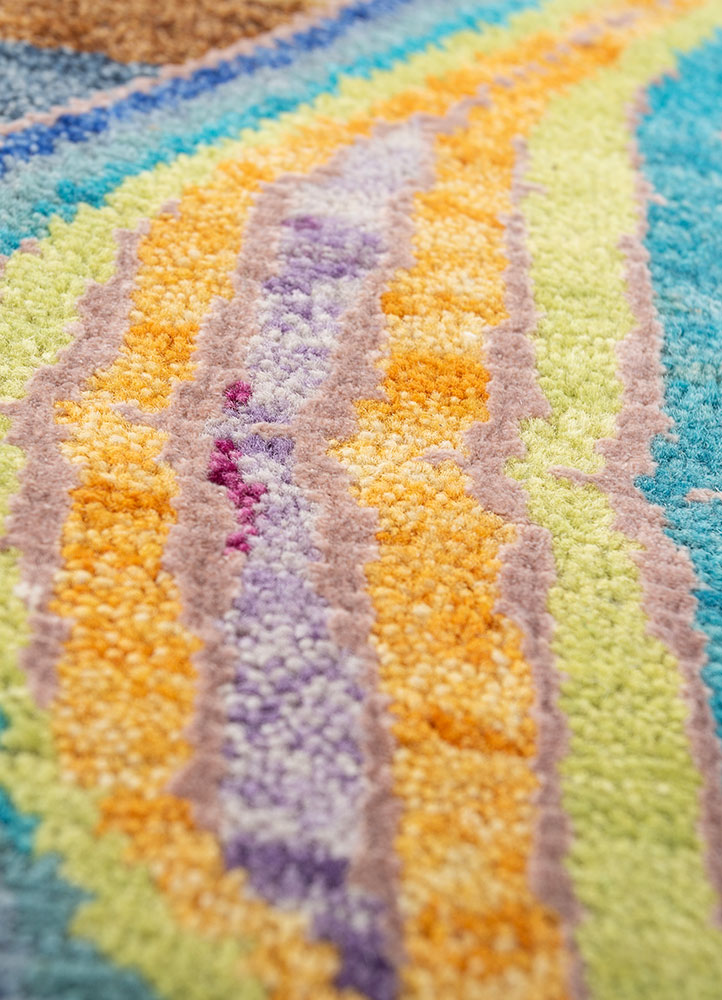 manchaha ivory wool and bamboo silk Hand Knotted Rug - CloseUp