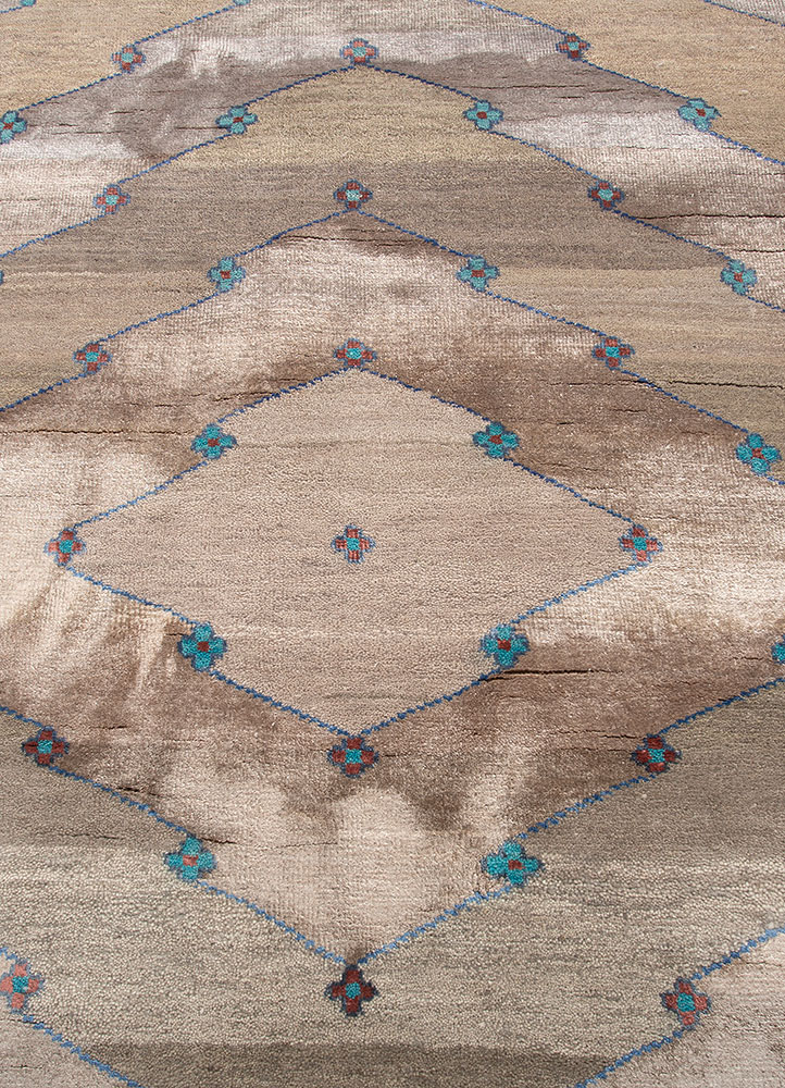 freedom manchaha beige and brown wool and bamboo silk Hand Knotted Rug - CloseUp