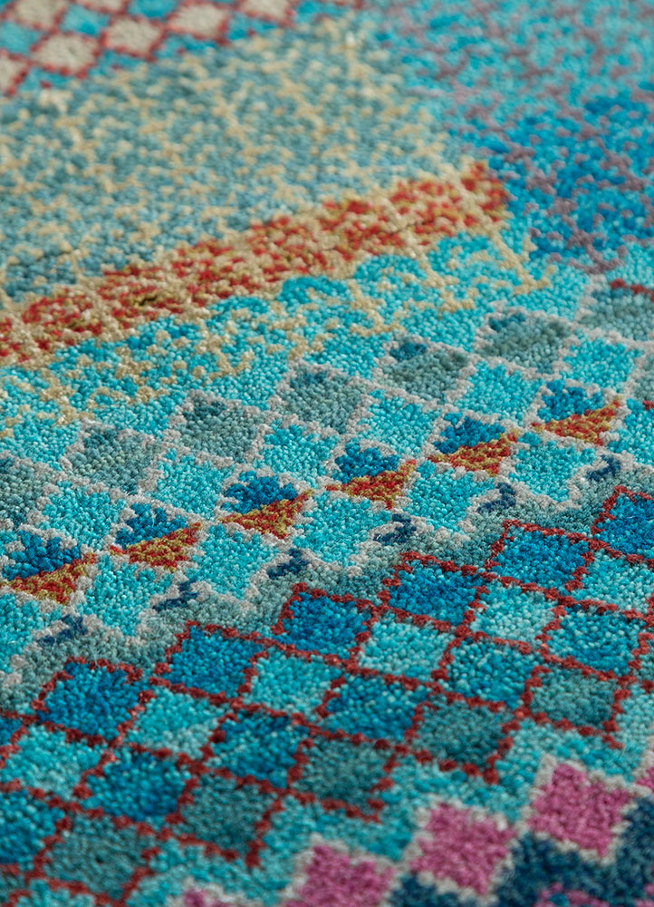 manchaha blue wool and bamboo silk Hand Knotted Rug - CloseUp