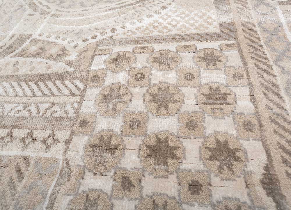 khidki ivory wool and bamboo silk Hand Knotted Rug - CloseUp