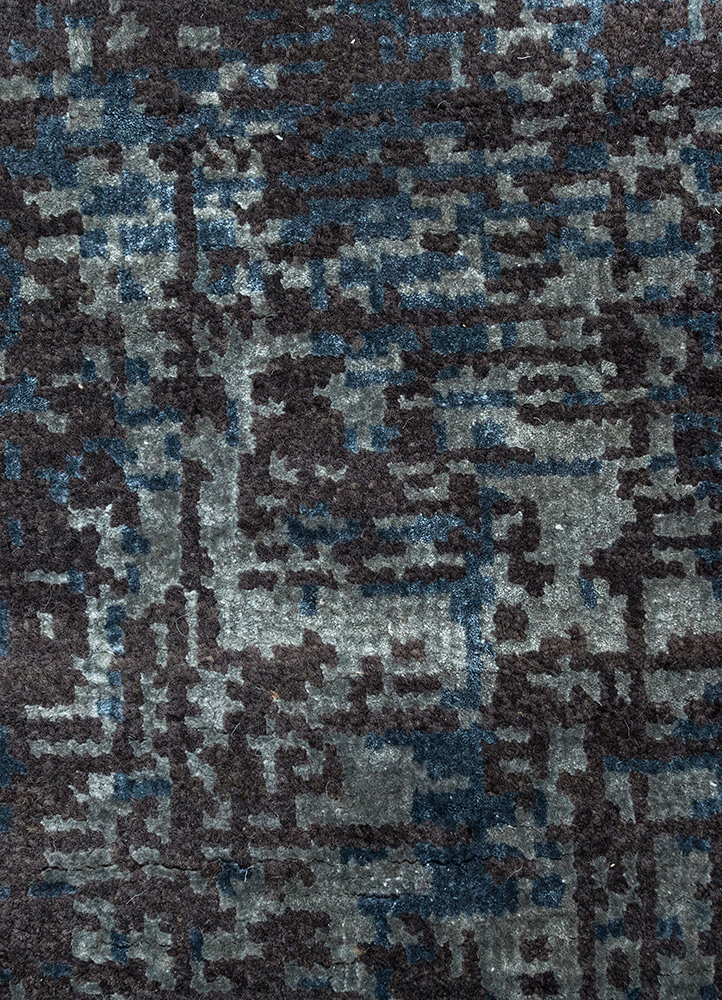 uvenuti grey and black wool and bamboo silk Hand Knotted Rug - CloseUp