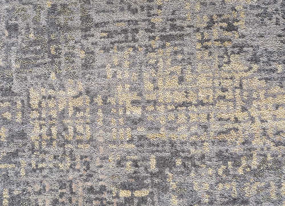 uvenuti grey and black wool and bamboo silk Hand Knotted Rug - CloseUp