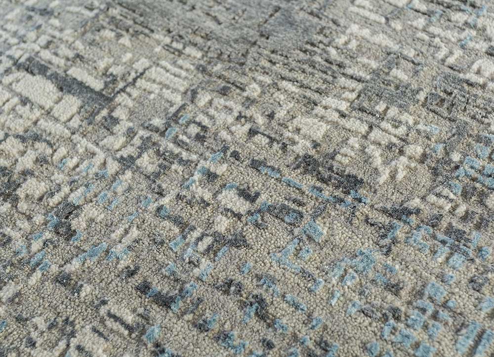 uvenuti grey and black wool and bamboo silk Hand Knotted Rug - CloseUp