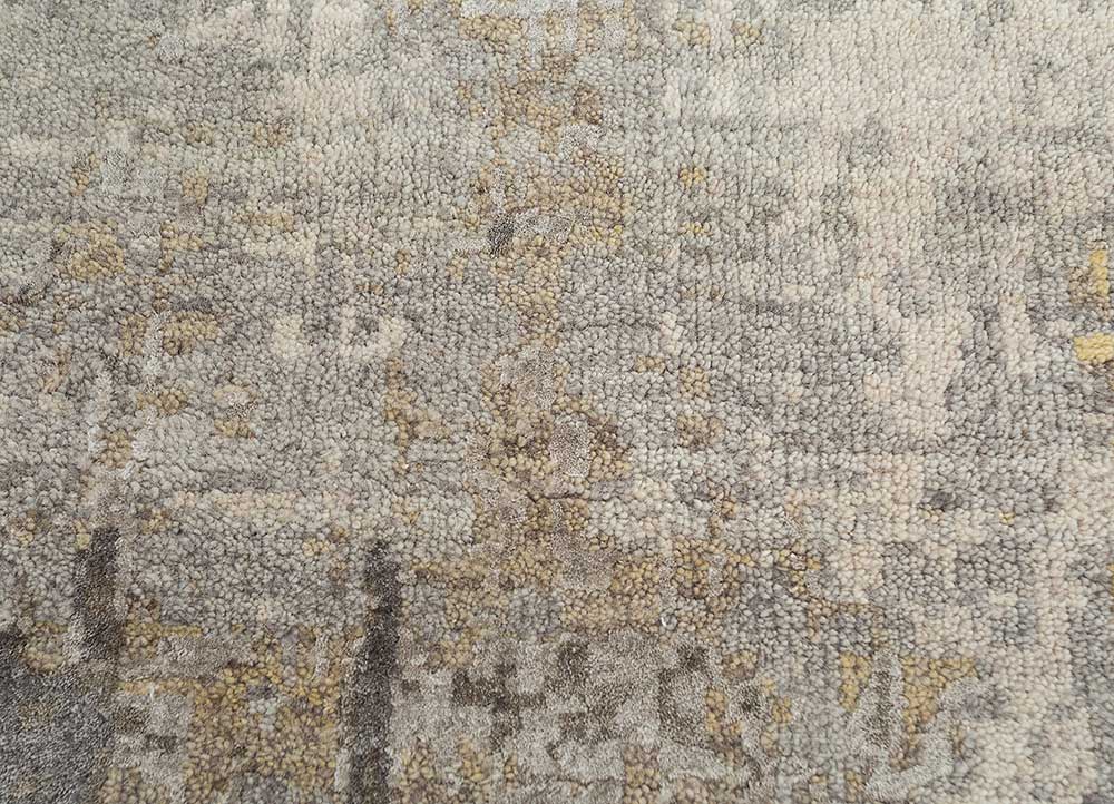 uvenuti ivory wool and bamboo silk Hand Knotted Rug - CloseUp