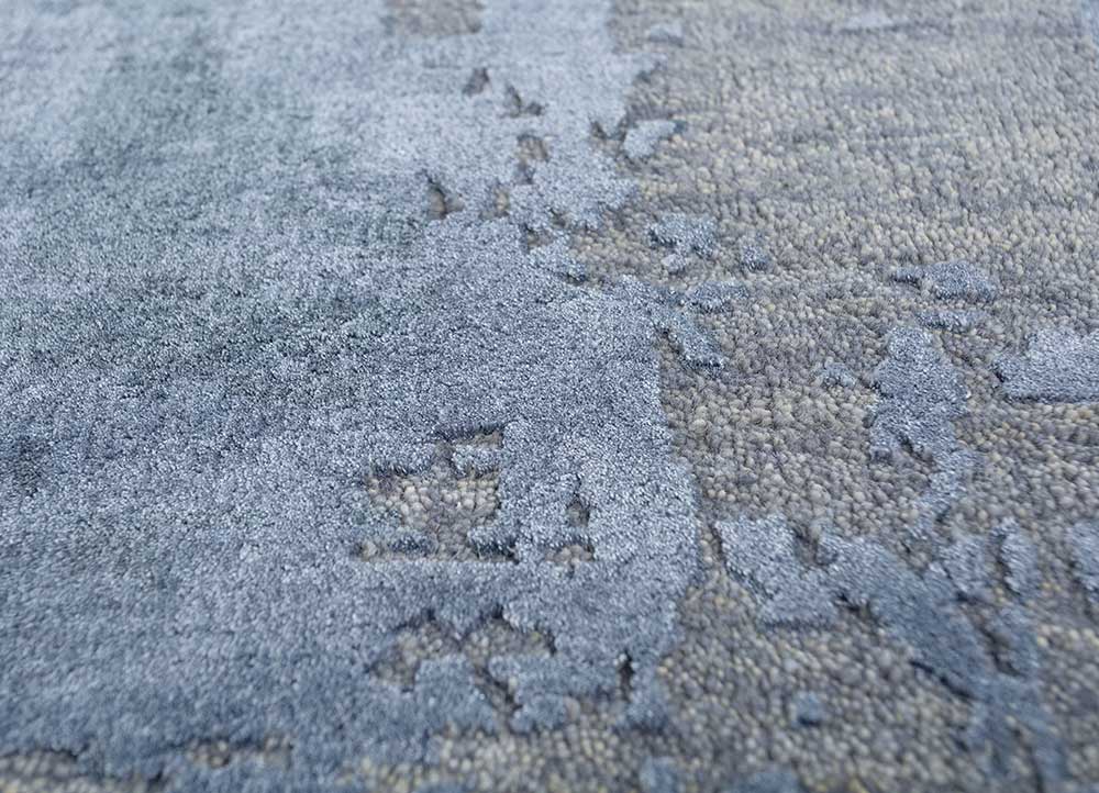uvenuti grey and black wool and bamboo silk Hand Knotted Rug - CloseUp uvenuti grey and black wool and bamboo silk Hand Knotted Rug - CloseUp