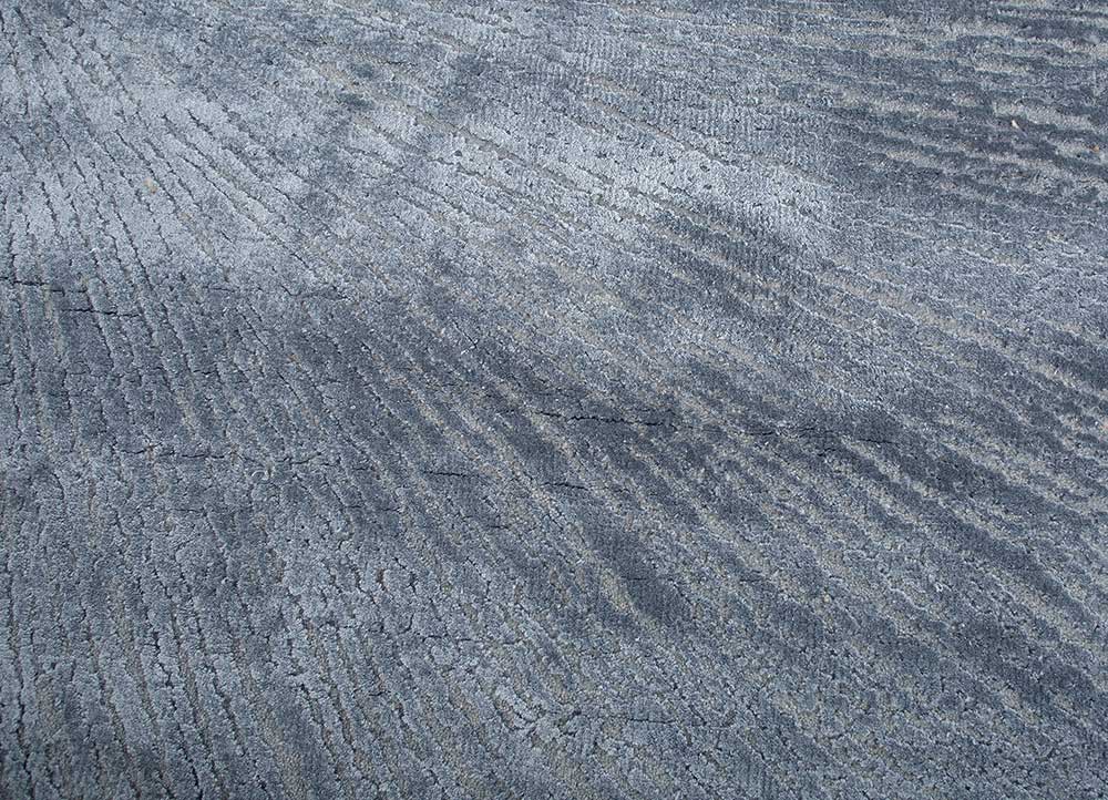 uvenuti blue wool and bamboo silk Hand Knotted Rug - CloseUp