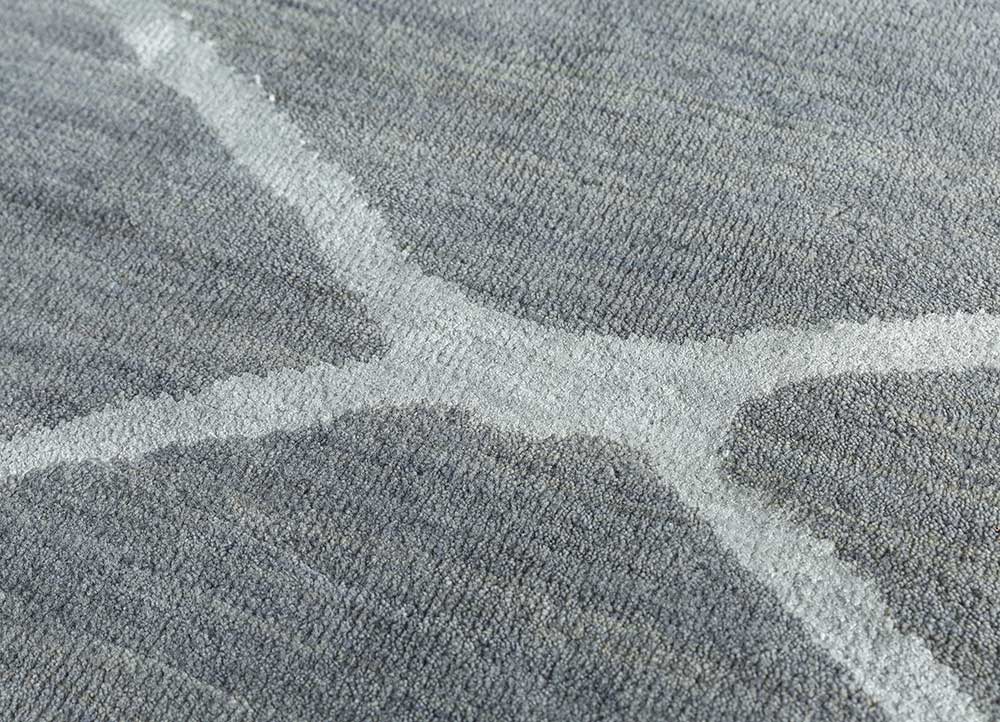 clan grey and black wool and bamboo silk Hand Knotted Rug - CloseUp