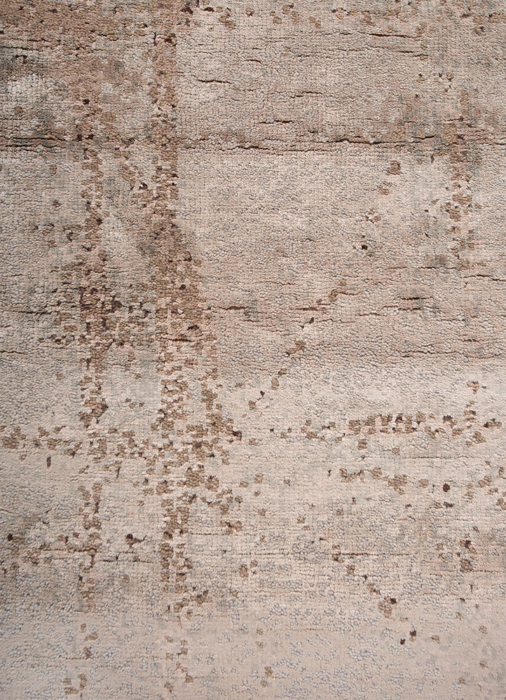 aprezo beige and brown wool and bamboo silk Hand Knotted Rug - CloseUp