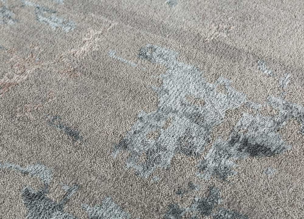 tattvam grey and black wool and bamboo silk Hand Knotted Rug - CloseUp