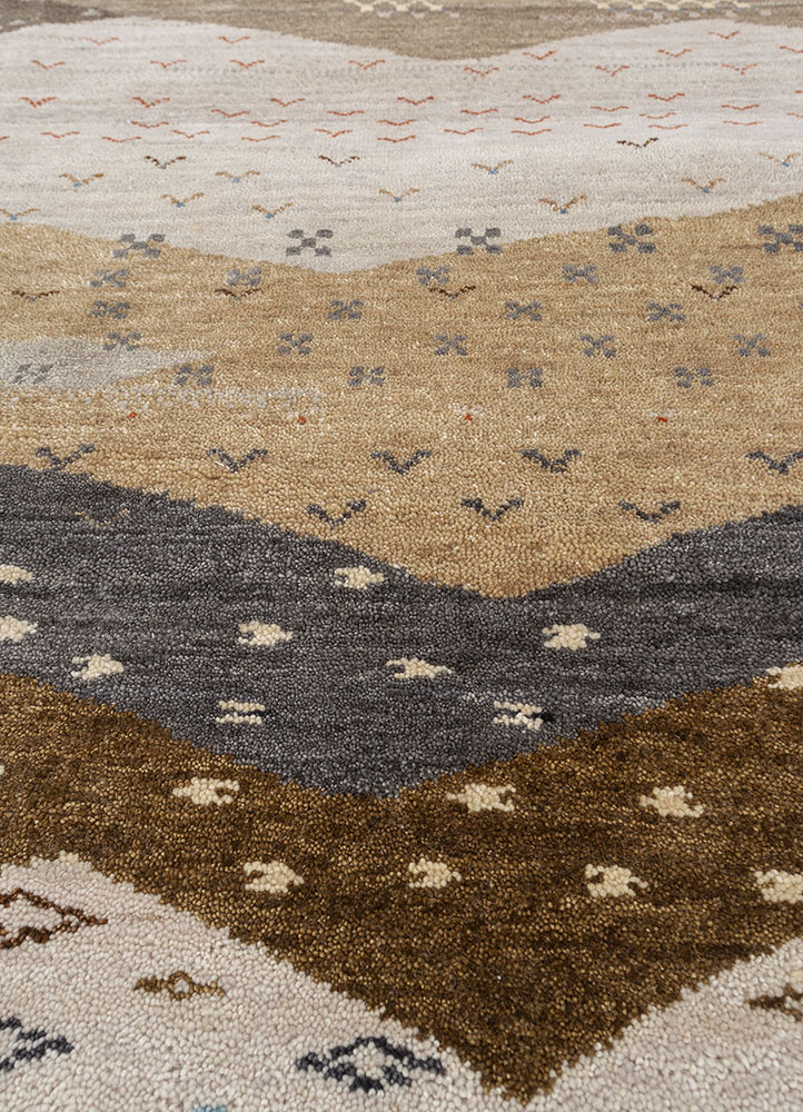 freedom manchaha ivory wool and silk Hand Knotted Rug - CloseUp