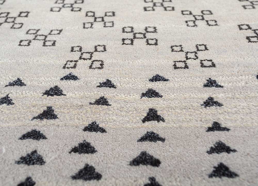 freedom manchaha ivory wool and silk Hand Knotted Rug - CloseUp