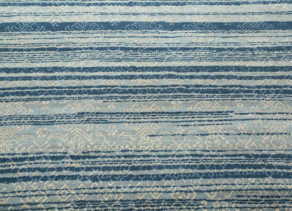 viscaya blue wool and silk Hand Knotted Rug - CloseUp