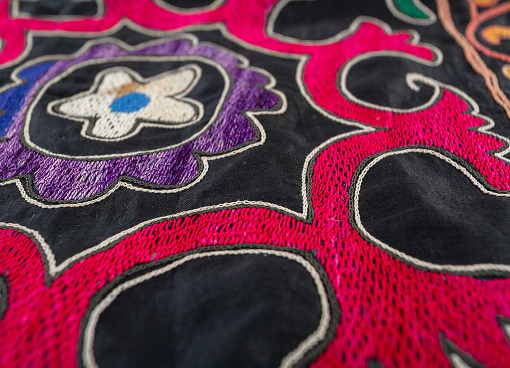 jean grey and black cotton Hand Loom Rug - CloseUp