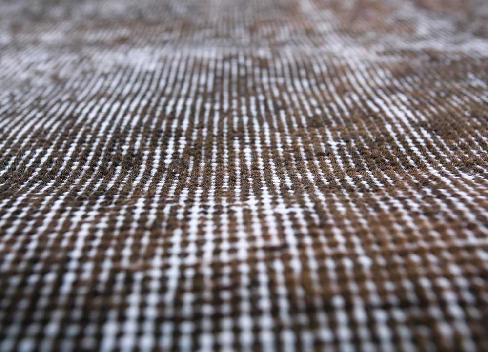 lacuna grey and black wool Hand Knotted Rug - CloseUp