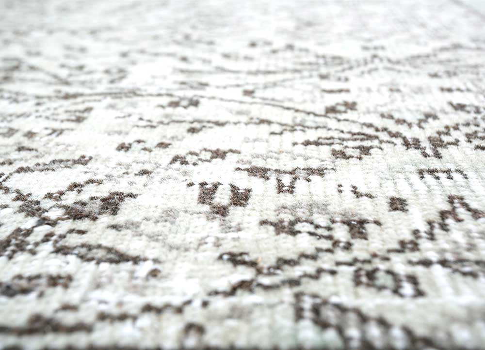 vintage green wool Hand Knotted Rug - CloseUp vintage green wool Hand Knotted Rug - CloseUp