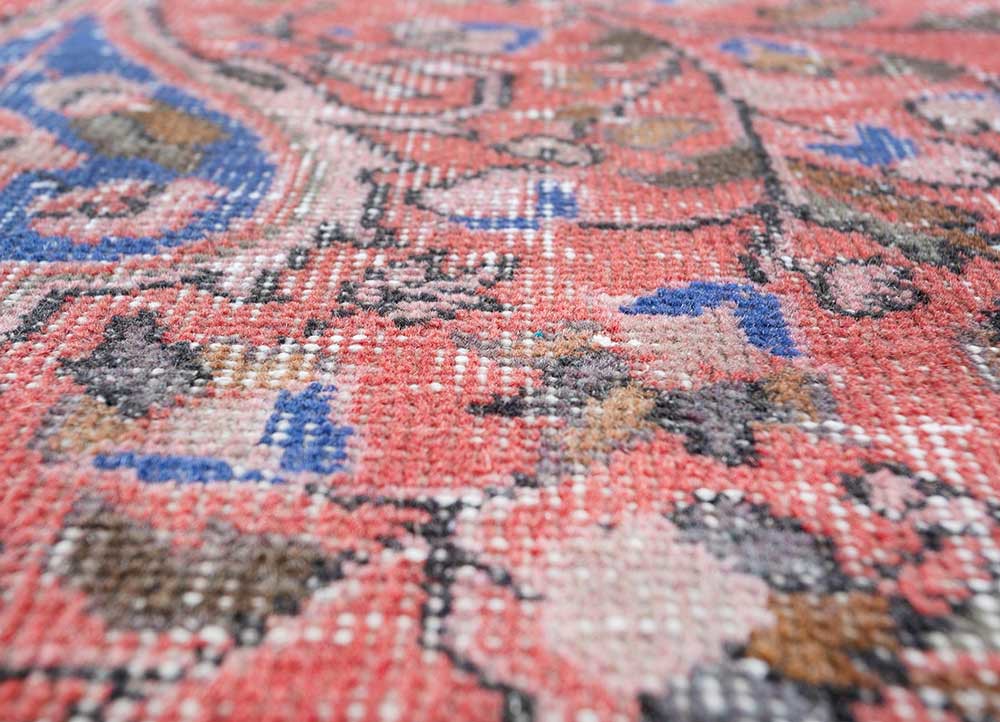 vintage multi wool Hand Knotted Rug - CloseUp vintage multi wool Hand Knotted Rug - CloseUp