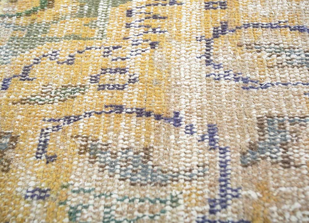 provenance gold wool Hand Knotted Rug - CloseUp