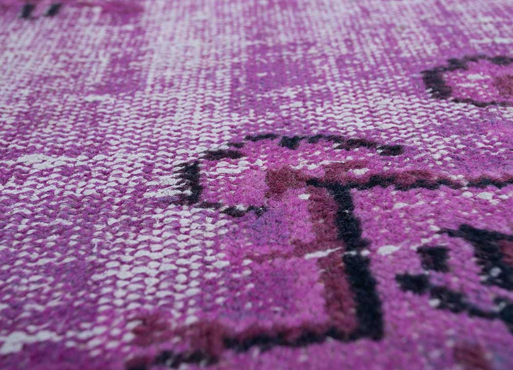 lacuna pink and purple wool Hand Knotted Rug - CloseUp