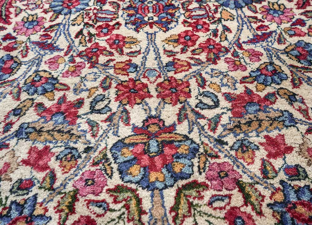 aalam blue wool Hand Knotted Rug - CloseUp