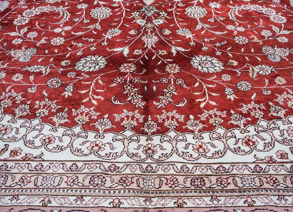 aalam red and orange silk Hand Knotted Rug - CloseUp