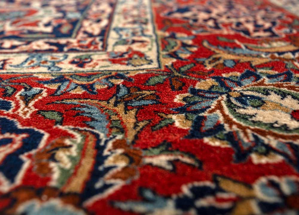 aalam ivory wool Hand Knotted Rug - CloseUp