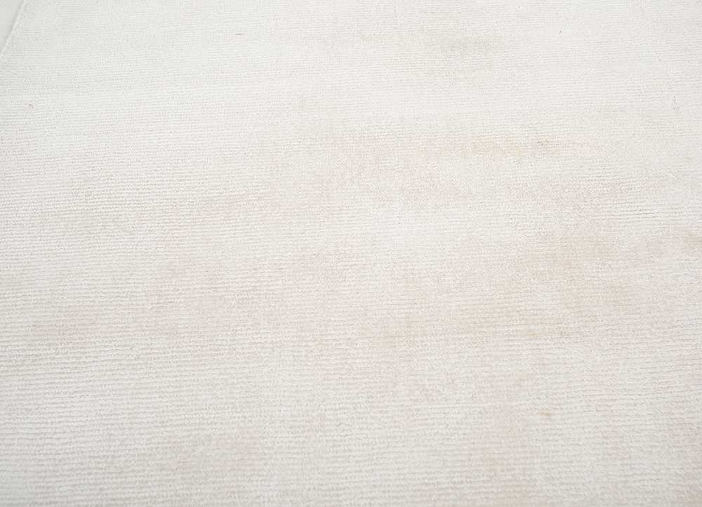 basis ivory viscose Hand Loom Rug - CloseUp