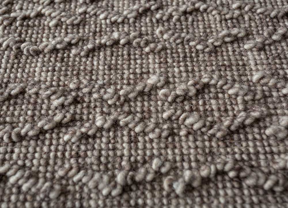 acar grey and black wool Hand Loom Rug - CloseUp