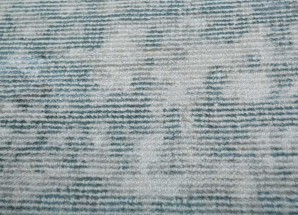 basis grey and black wool and viscose Hand Loom Rug - CloseUp