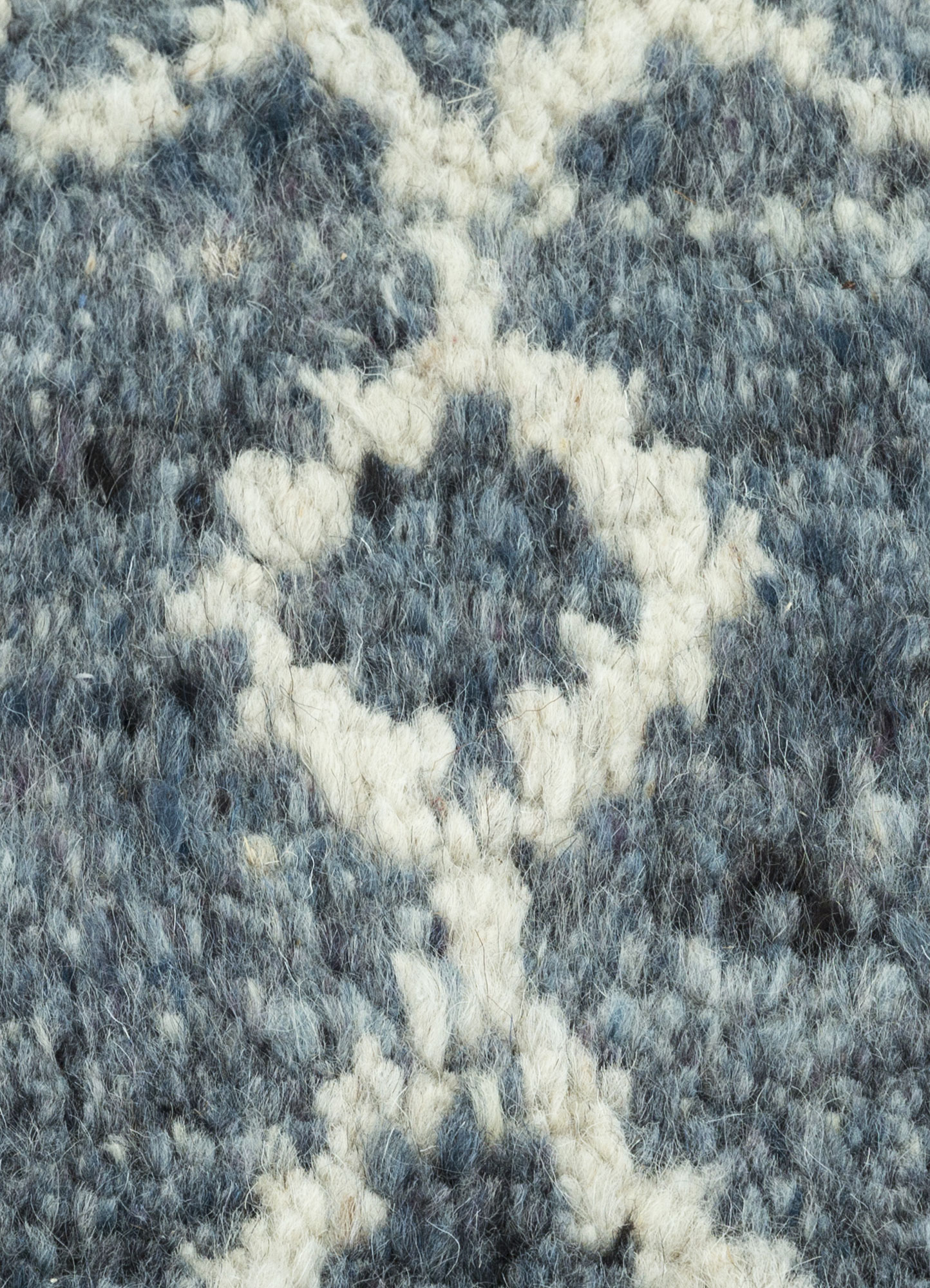 zuri blue wool Hand Knotted Rug - CloseUp