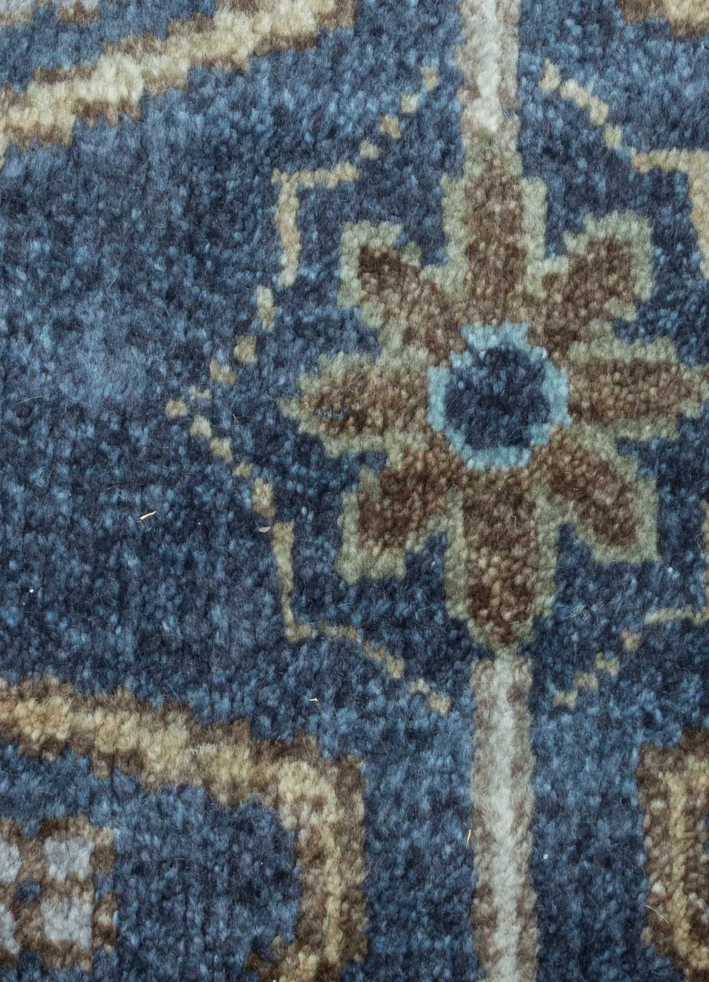 savana blue wool Hand Knotted Rug - CloseUp