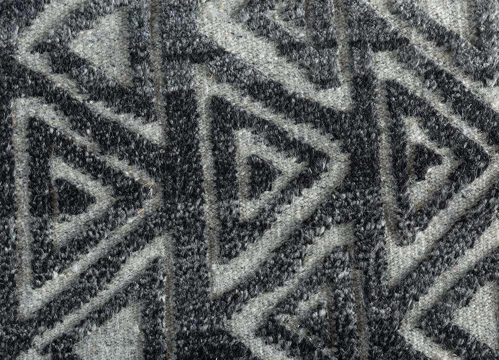 clan grey and black wool Hand Knotted Rug - CloseUp