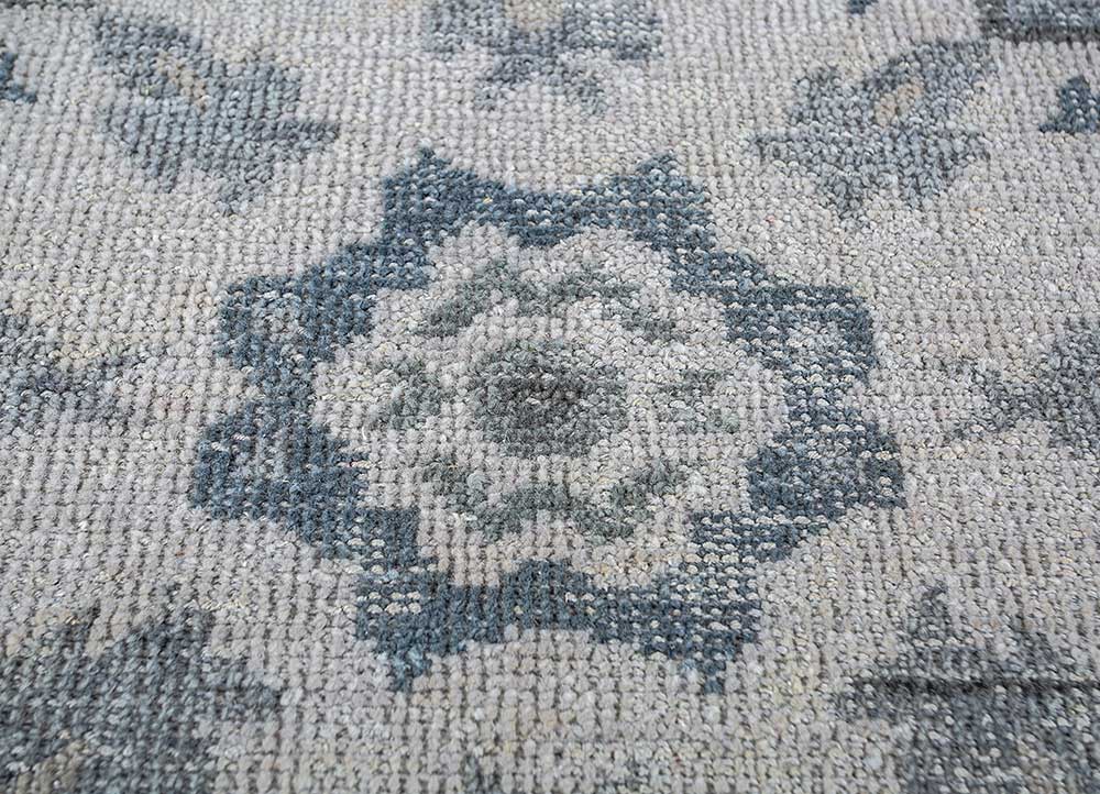 erbe blue wool Hand Knotted Rug - CloseUp