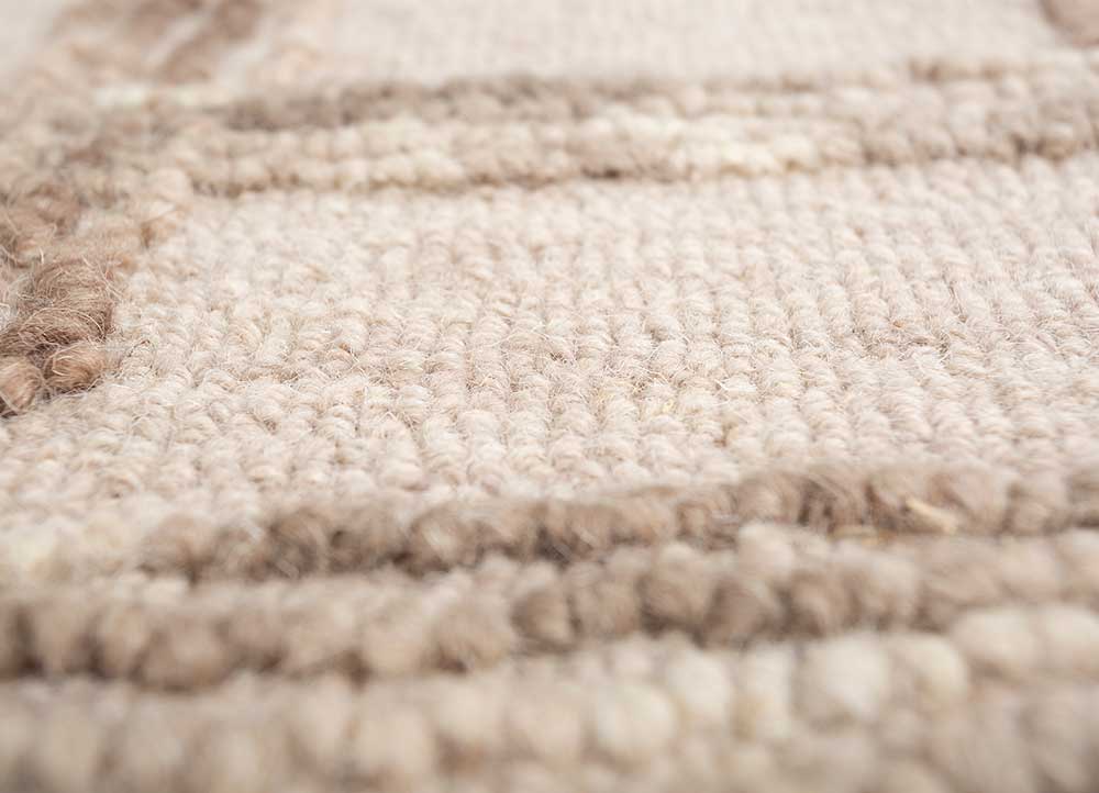 modo grey and black wool Hand Tufted Rug - CloseUp