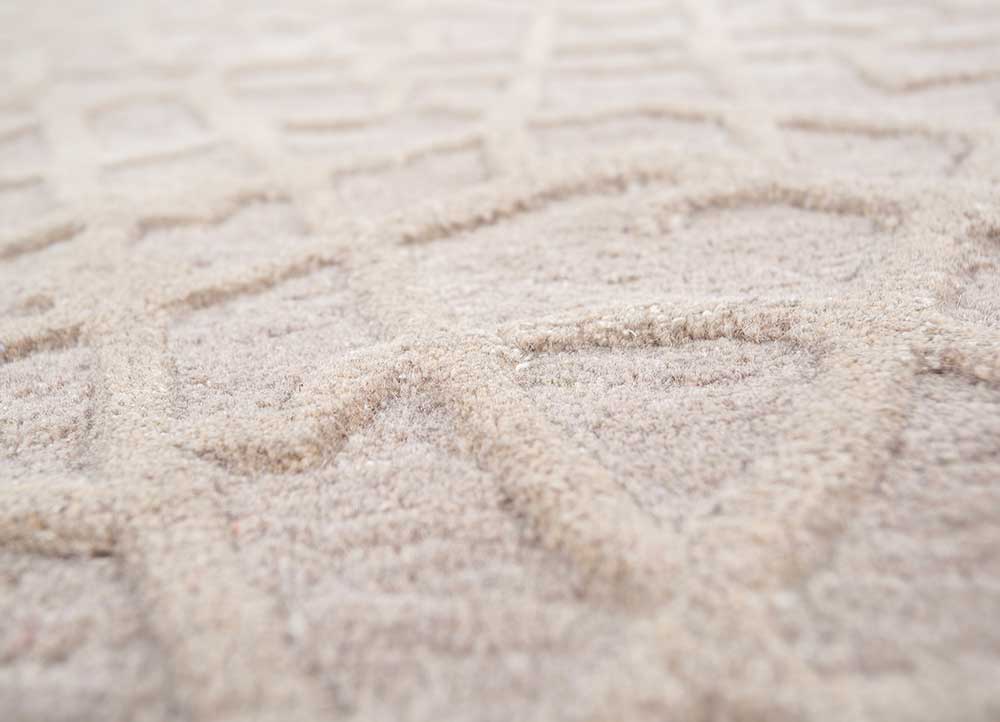 mythos ivory wool and viscose Hand Tufted Rug - CloseUp