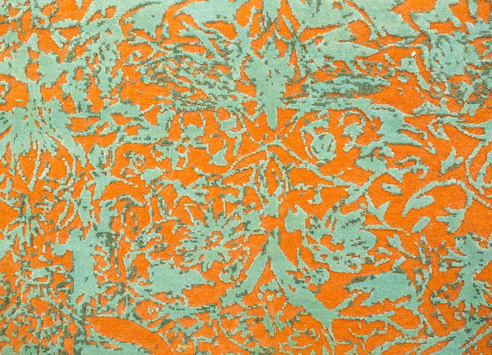 free verse by kavi red and orange wool and silk Hand Knotted Rug - CloseUp free verse by kavi red and orange wool and silk Hand Knotted Rug - CloseUp