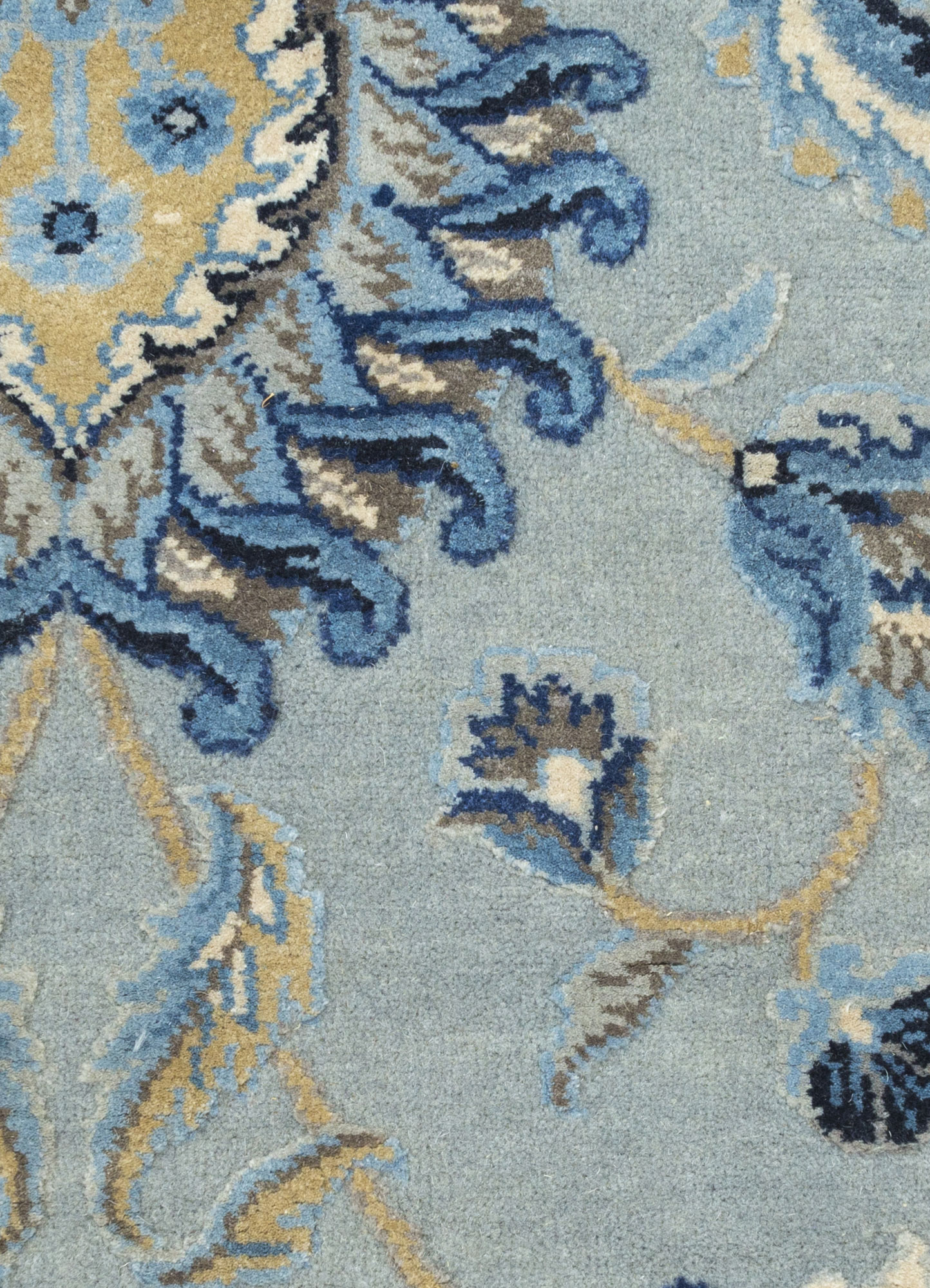 aurora blue wool and silk Hand Knotted Rug - CloseUp