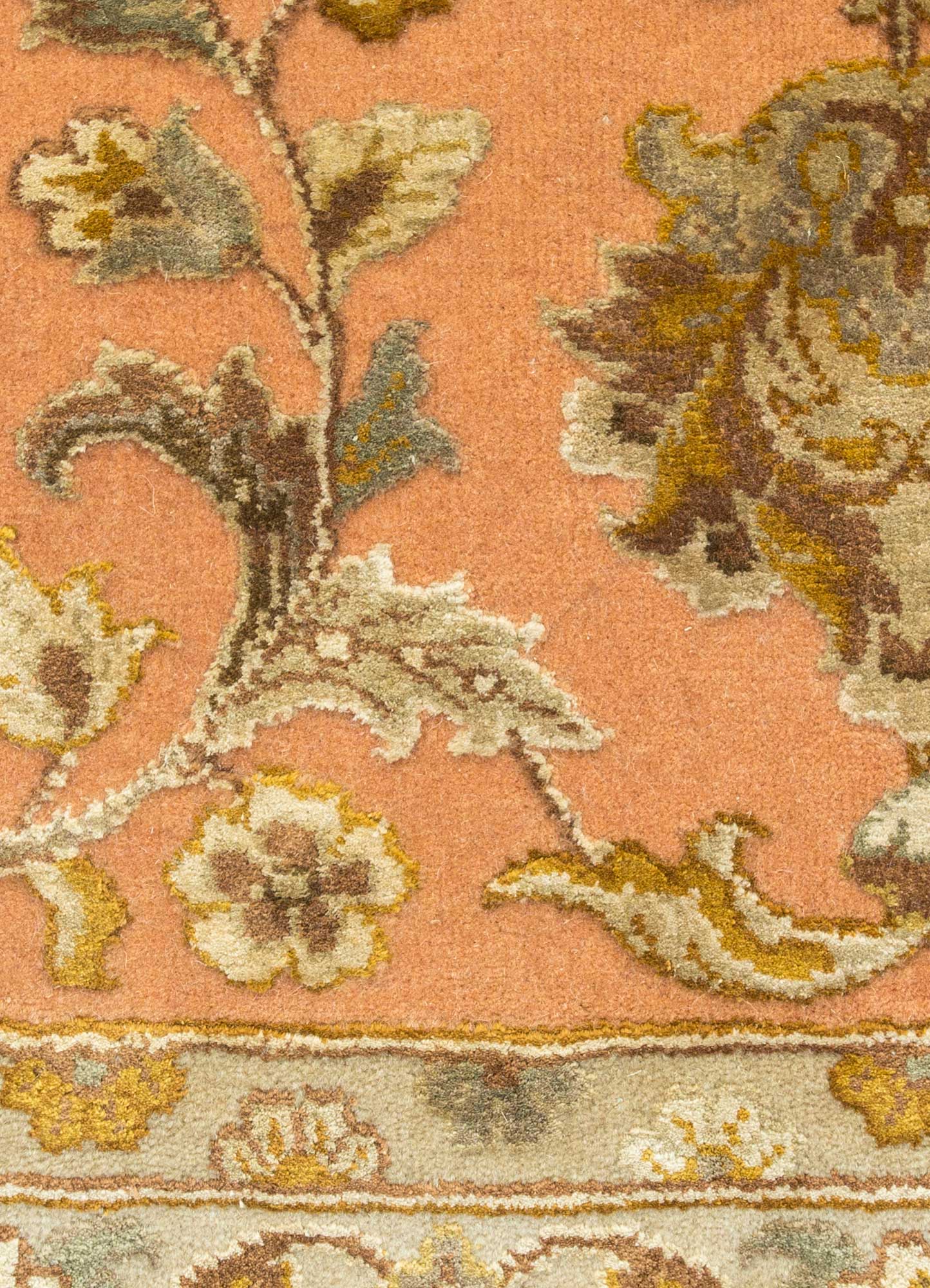 aurora red and orange wool and silk Hand Knotted Rug - CloseUp